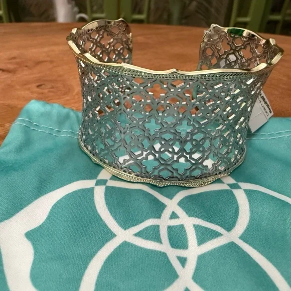 Kendra Scott Silver Intricate Candice silver and gold Cuff Bracelet one size NWT - Picture 4 of 10